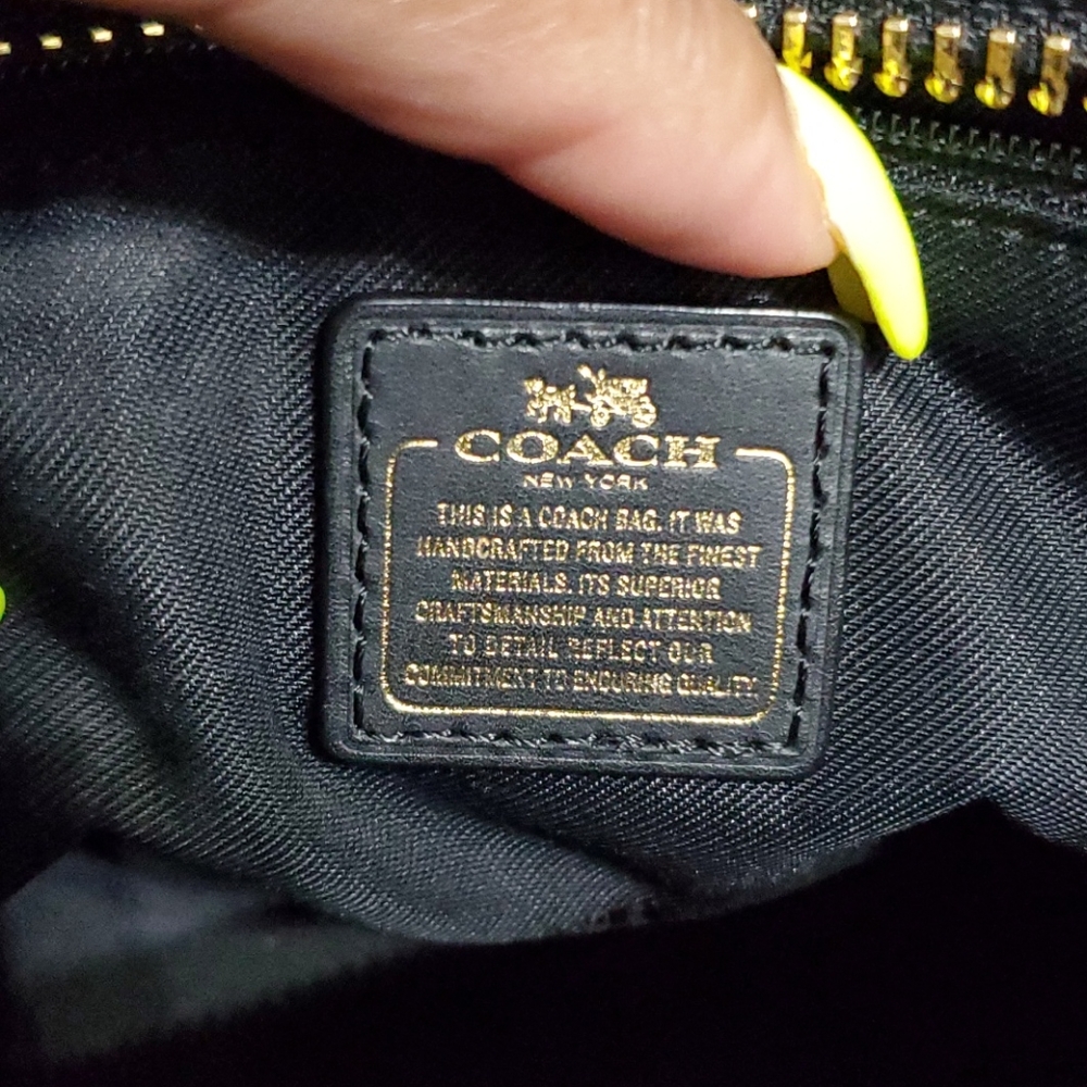 Purse - Picture 4 of 4
